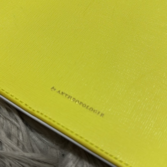 Anthropologie Tech Pouch-Snap Top Organizer-Yellow/White-GUC-A Few Marks - Picture 10 of 16